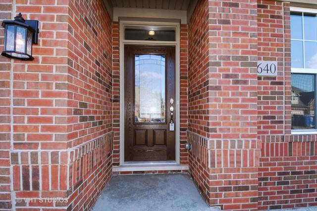 1640 Castle Lawn Court - Photo 1