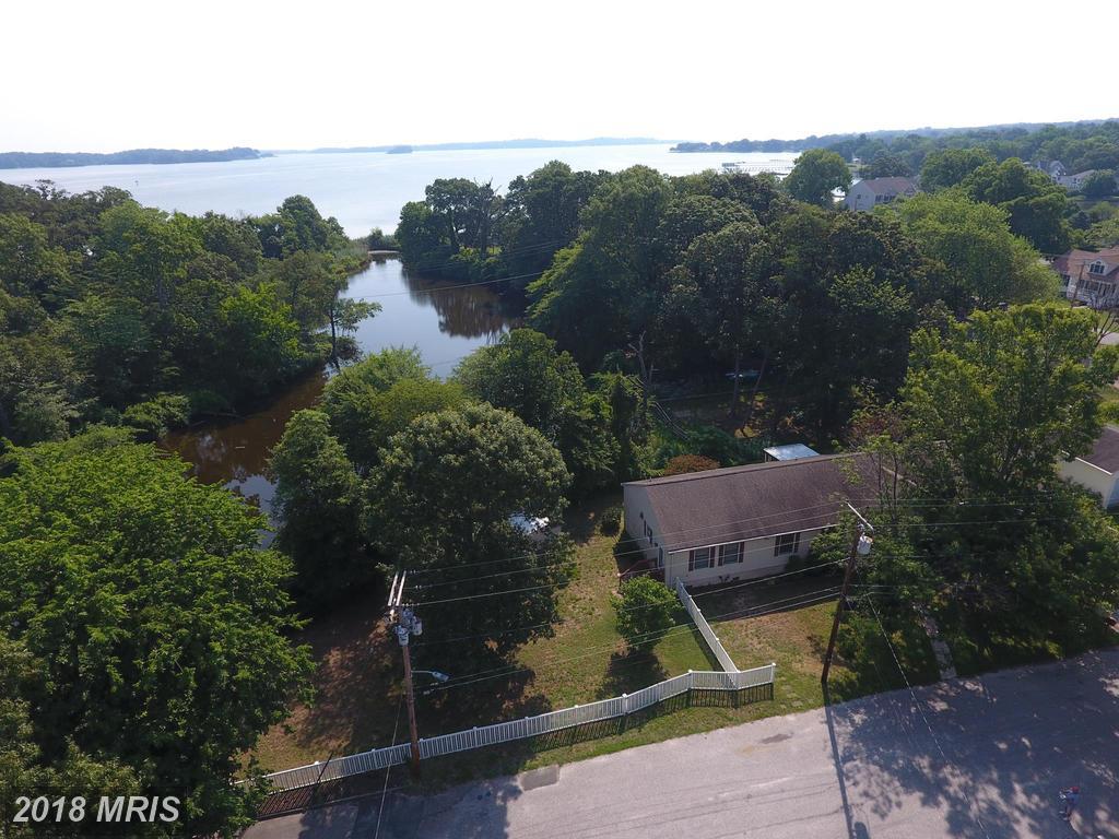 785 Lakeview Drive - Photo 1