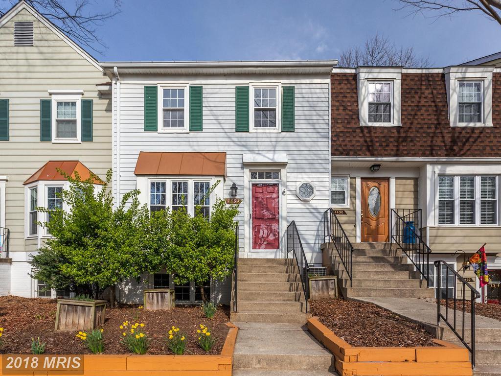 1494 Lowell Court - Photo 1