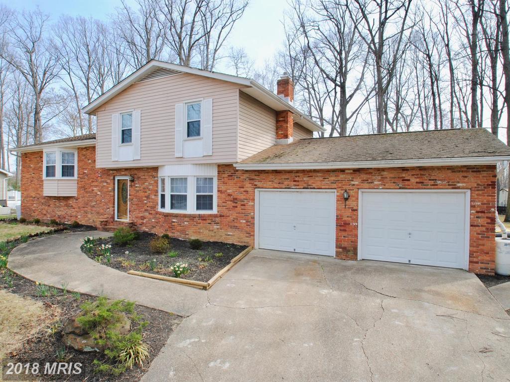 8404 Isles Drive - Photo 1