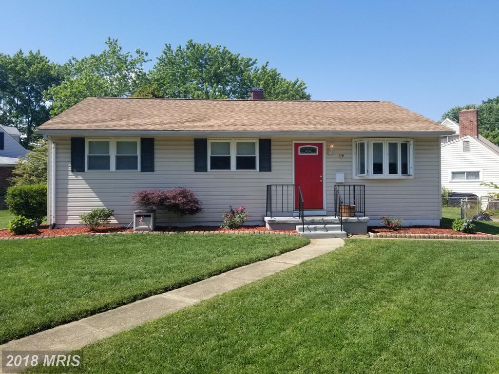 19 Victor Parkway - Photo 1