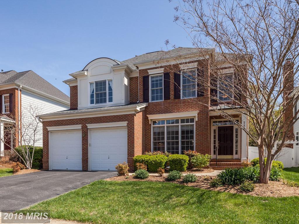 744 Crisfield Way - Photo 1