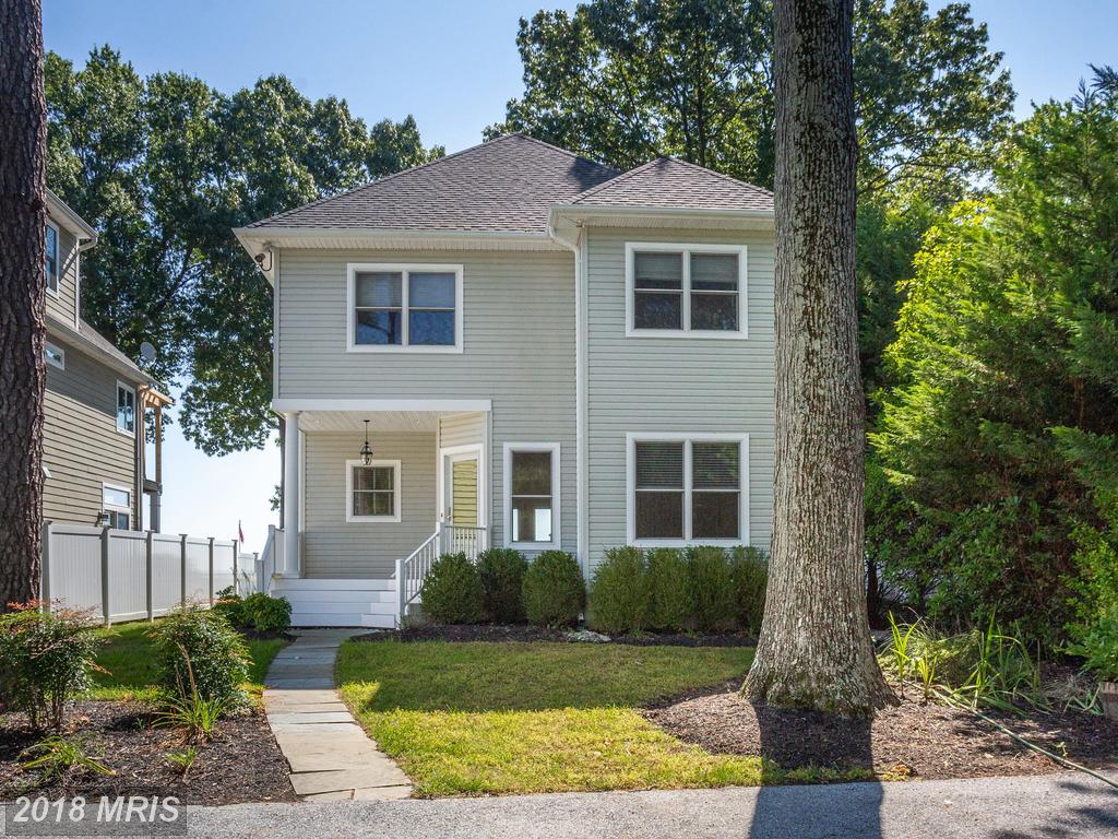1002 Bay Front Avenue - Photo 1