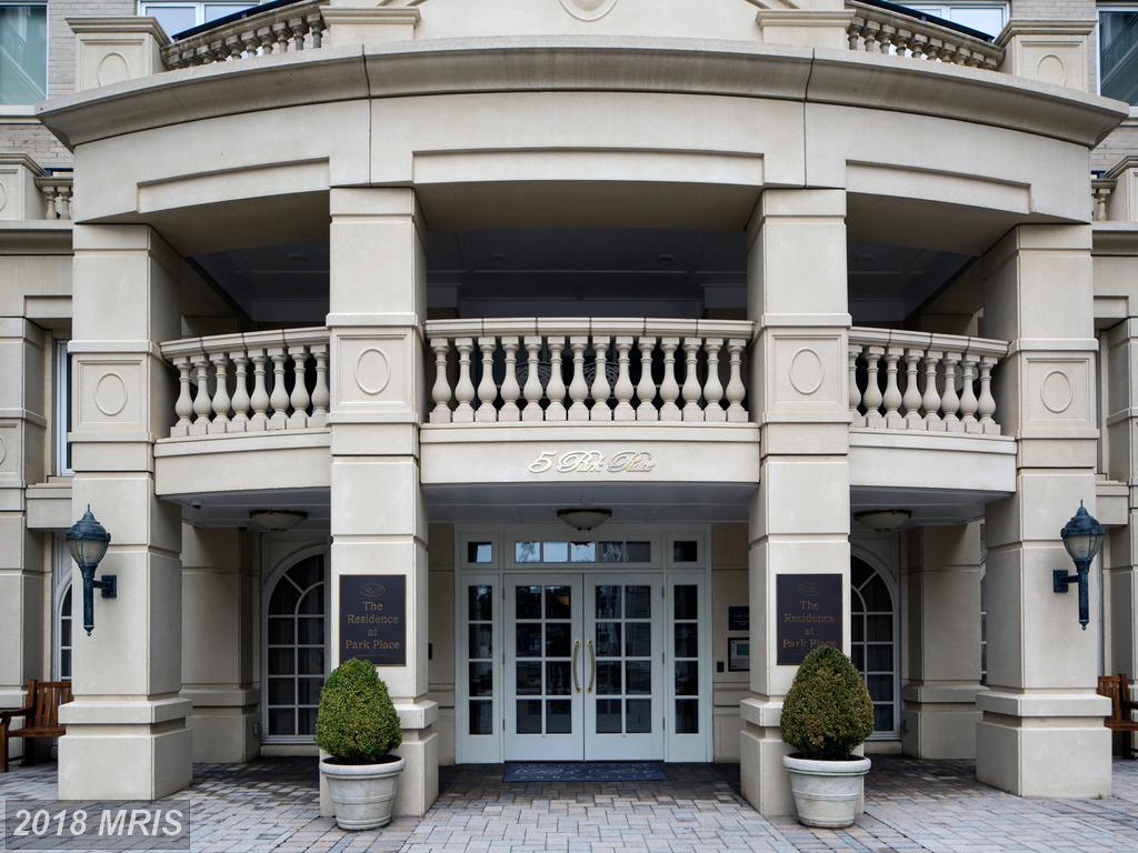5 Park Place - Photo 1