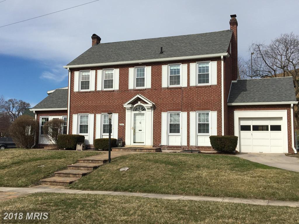 600 Kent Avenue - Photo 1
