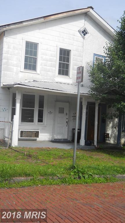 213 Wallace Street - Photo 1