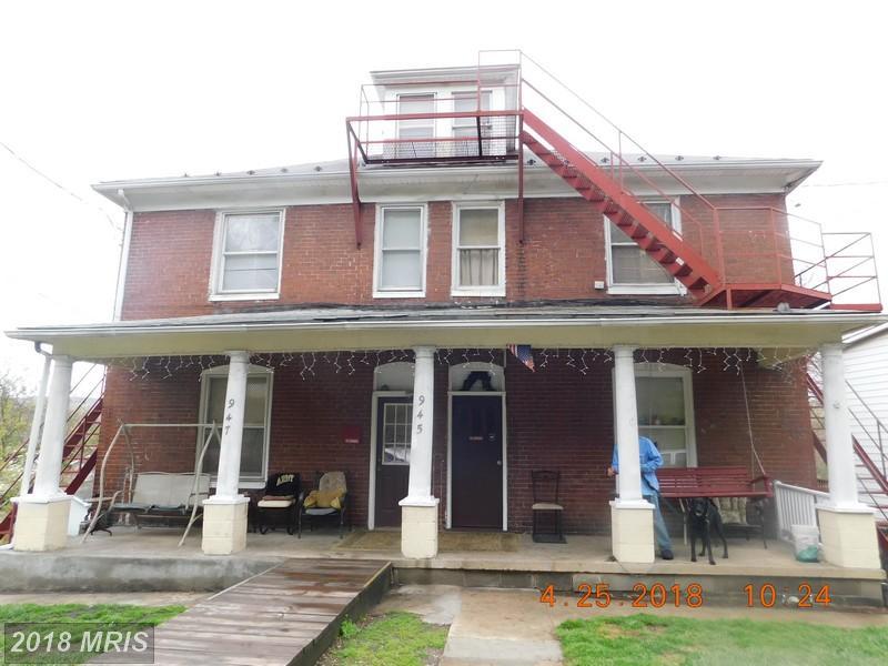 945 Maryland Avenue - Photo 1