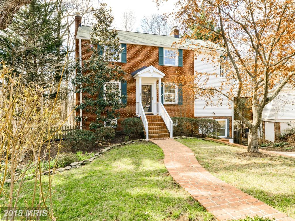 104 Galveston Street - Photo 1
