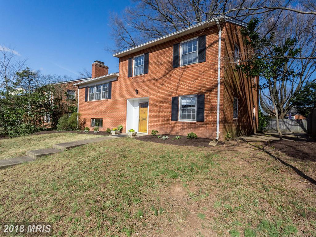 6315 Lee Highway - Photo 1