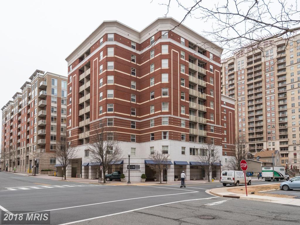 880 Pollard Street - Photo 1