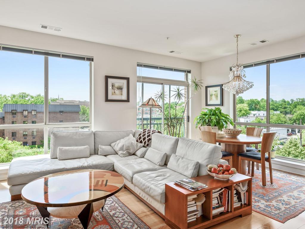 2200 Westmoreland Street - Photo 1