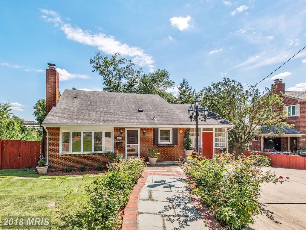 608 29TH Road - Photo 1