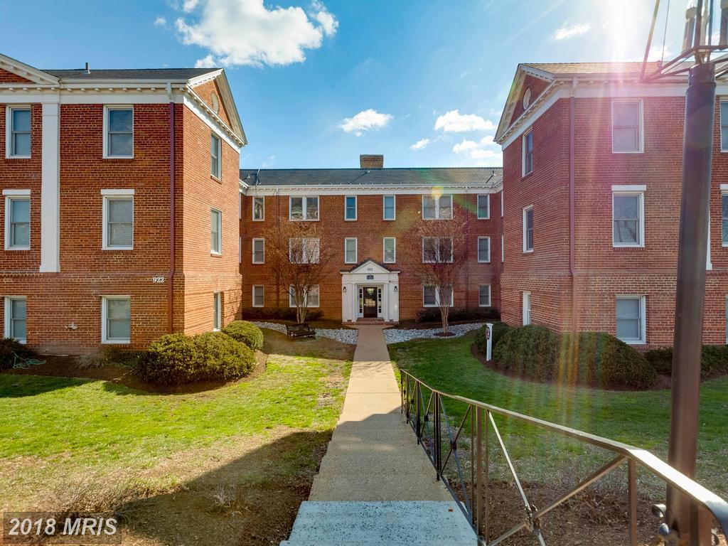 922 Washington Street - Photo 1