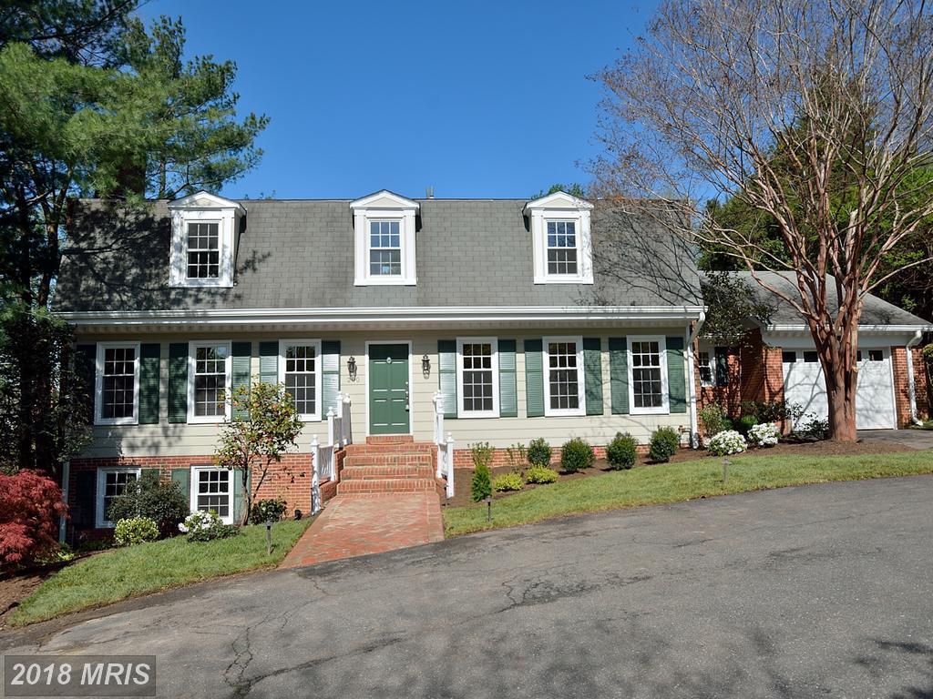 200 Quaker Lane - Photo 1