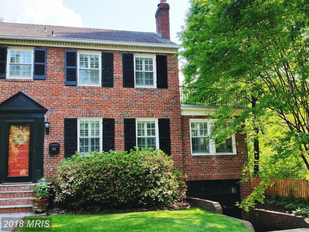 216 Mount Ida Avenue - Photo 1