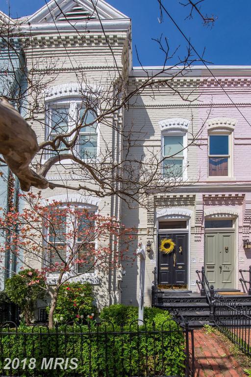 230 Saint Asaph Street - Photo 1