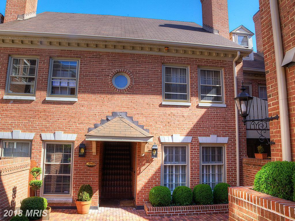622 Columbus Street - Photo 1
