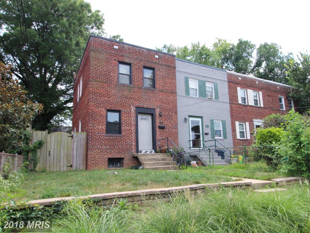 415 Laverne Avenue - Photo 1