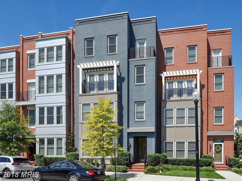 2012 Potomac Avenue - Photo 1