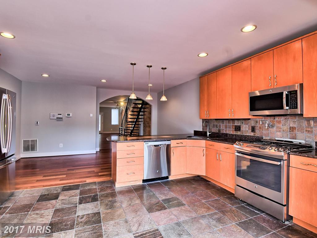 3309 Foster Avenue - Photo 1
