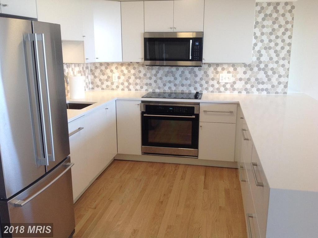 1101 Saint Paul Street - Photo 1