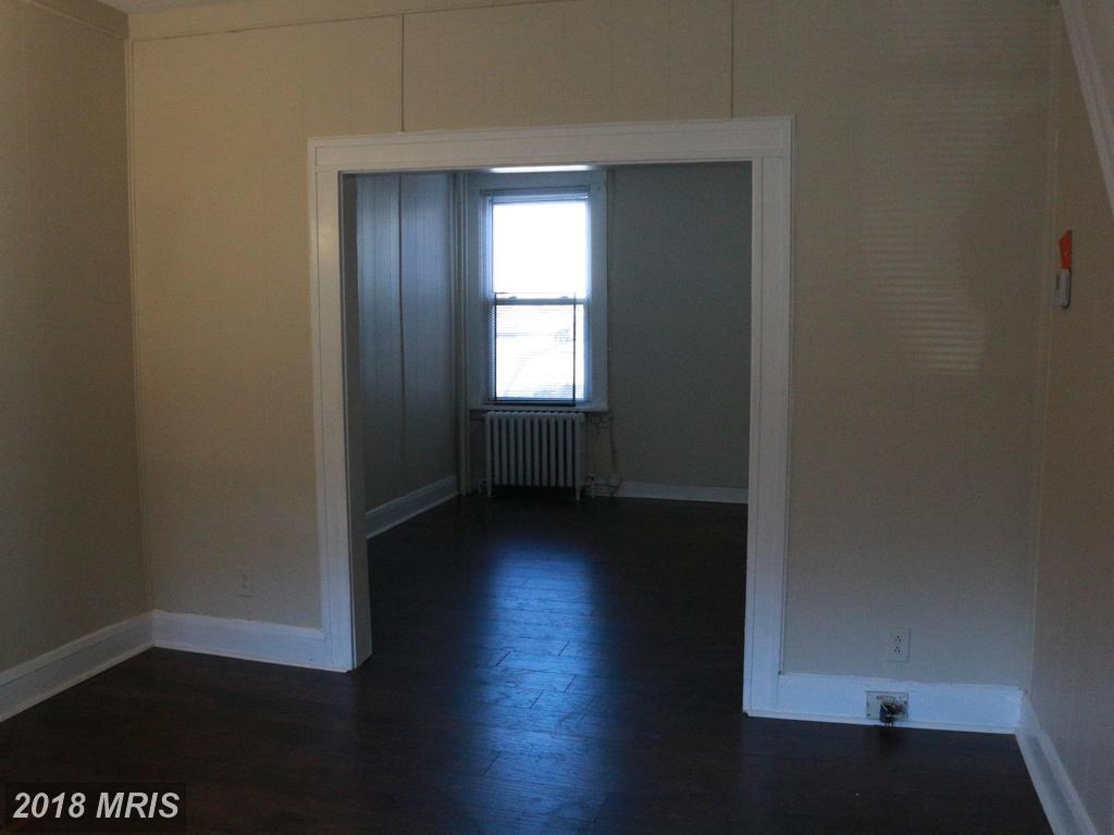28 N Ellamont Street - Photo 1