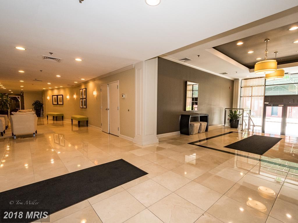 960 Fell Street - Photo 1