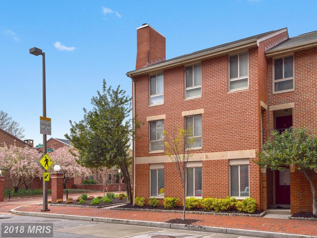 652 Charles Street - Photo 1