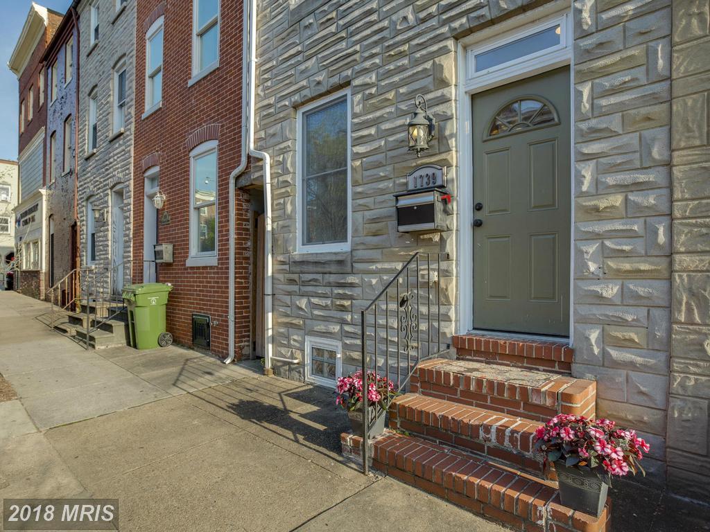 1739 Lombard Street - Photo 1
