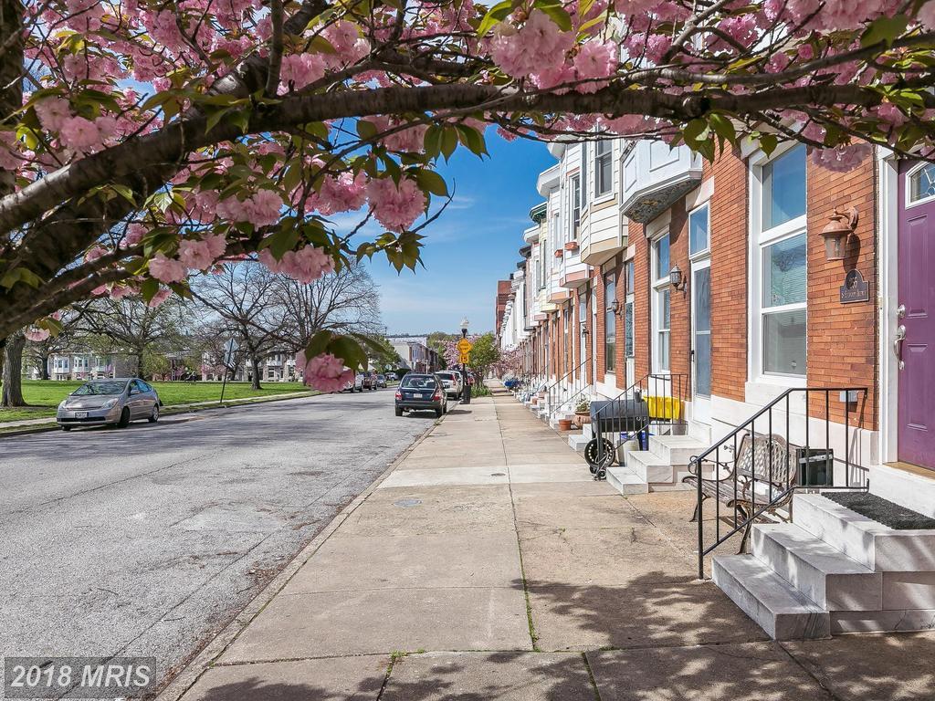 255 Ellwood Avenue - Photo 1