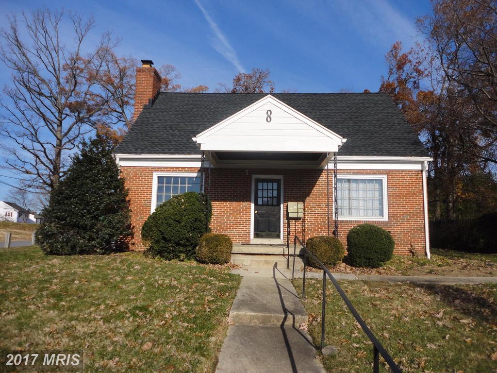 8 Seminary Avenue - Photo 1