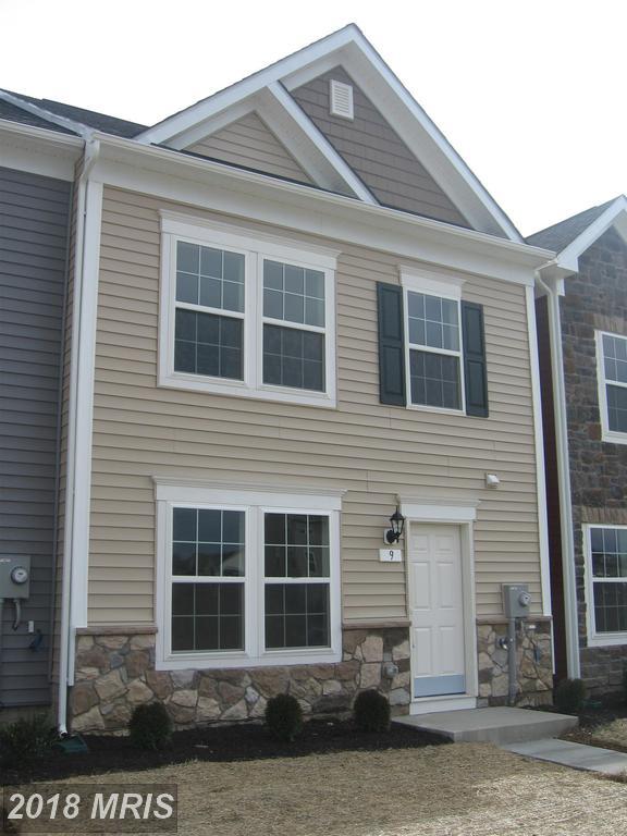 9 Darien Drive - Photo 1