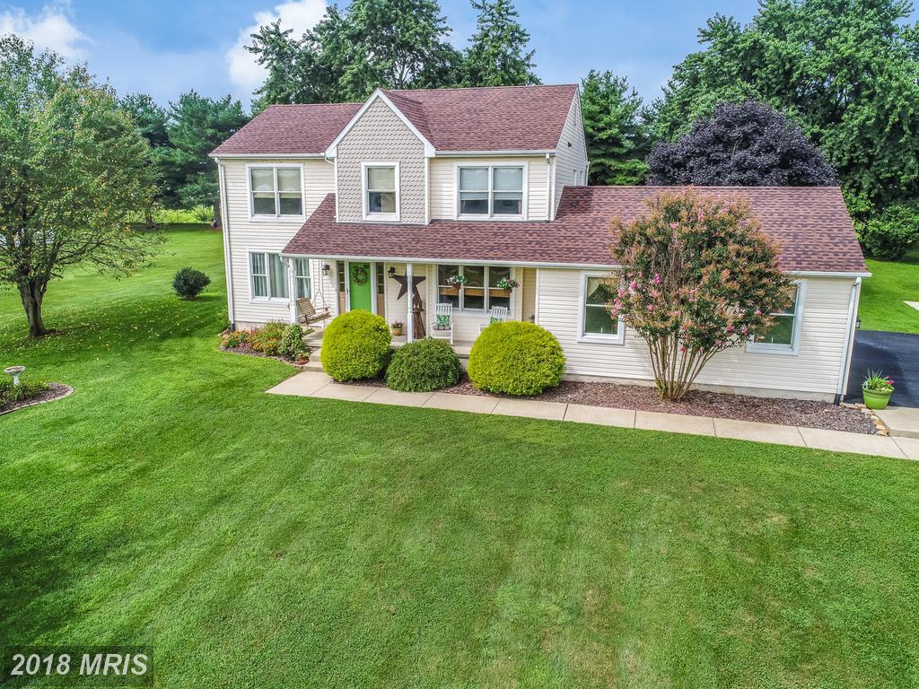 231 Fieldcrest Drive - Photo 1