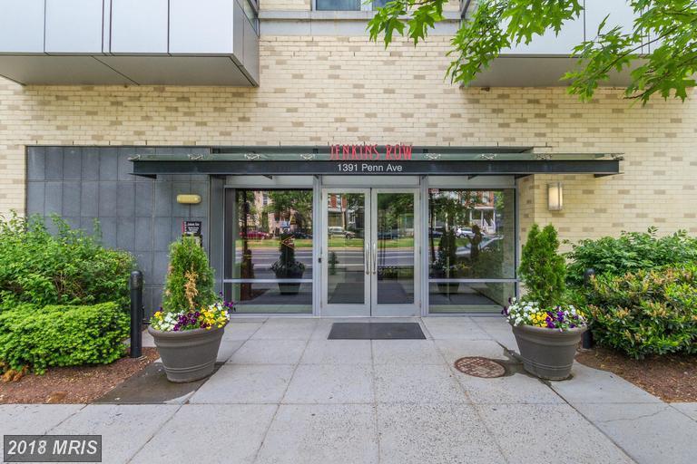 1391 Pennsylvania Avenue - Photo 1