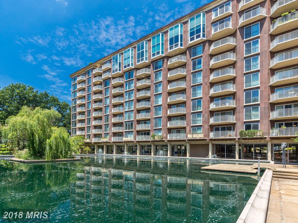 560 N Street - Photo 1