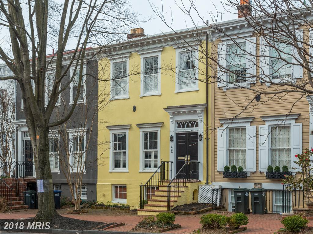 1420 35TH Street - Photo 1