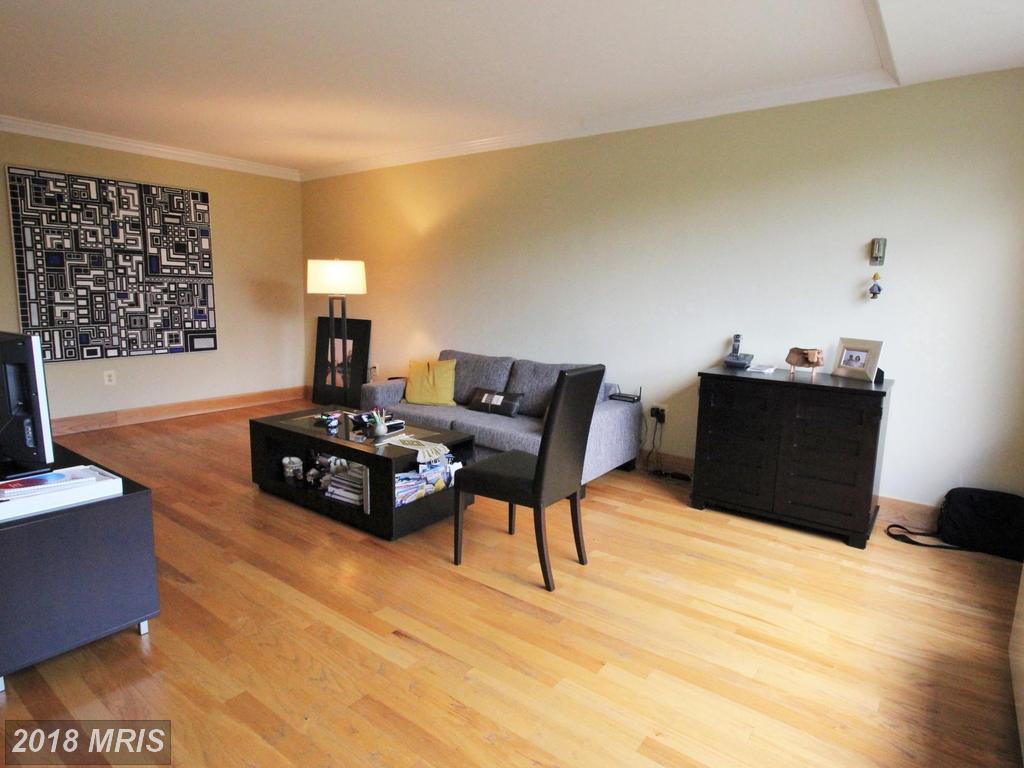 4000 Tunlaw Road - Photo 1