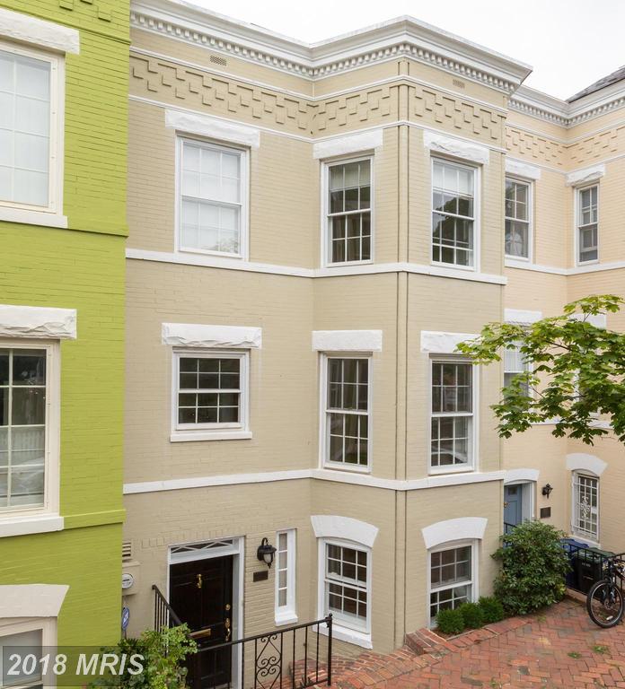 1526 34TH Street - Photo 1