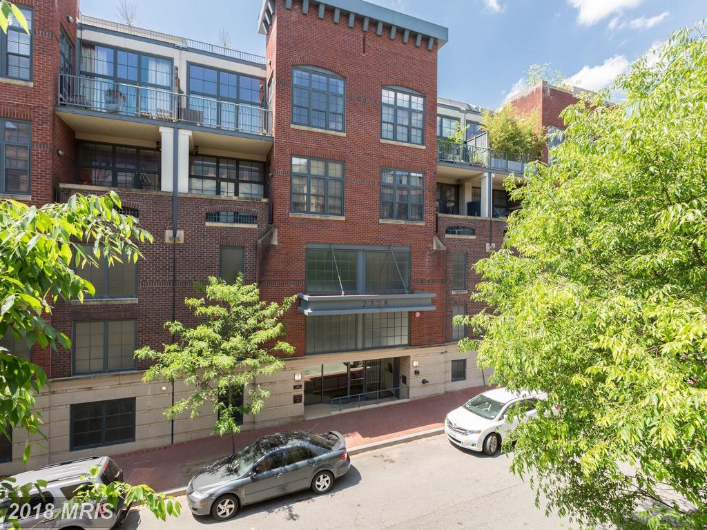 2328 Champlain Street - Photo 1