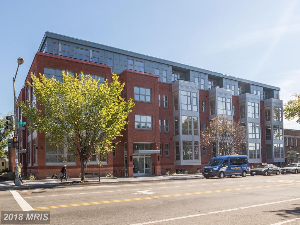 900 11TH Street - Photo 1