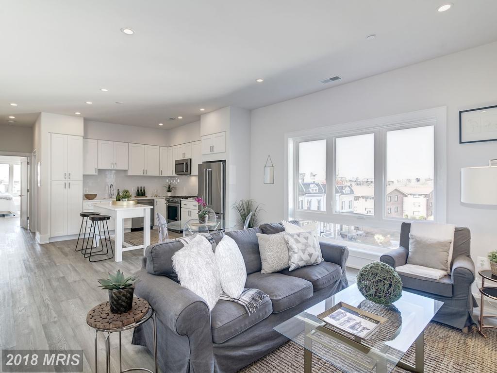 525 Park Road - Photo 1