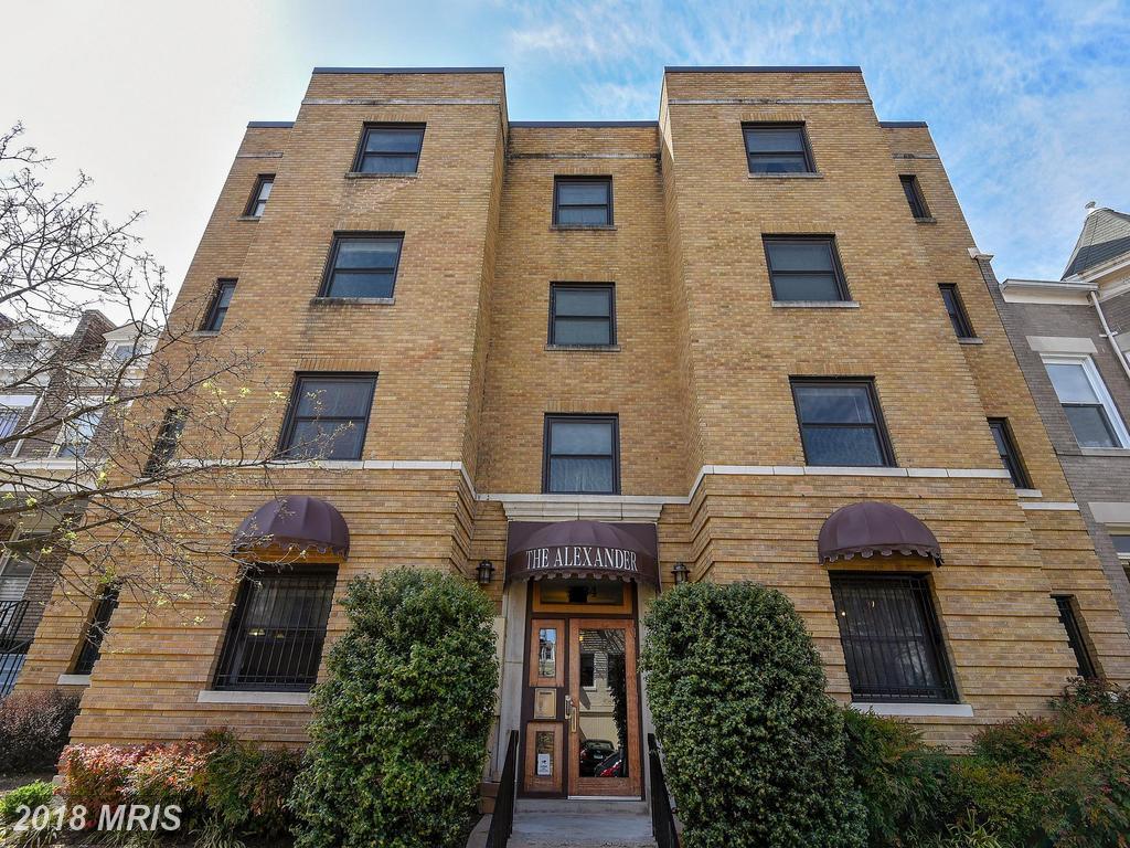 3534 10TH Street - Photo 1