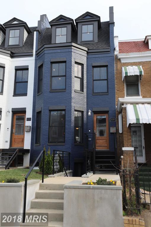 425 Newton Place - Photo 1