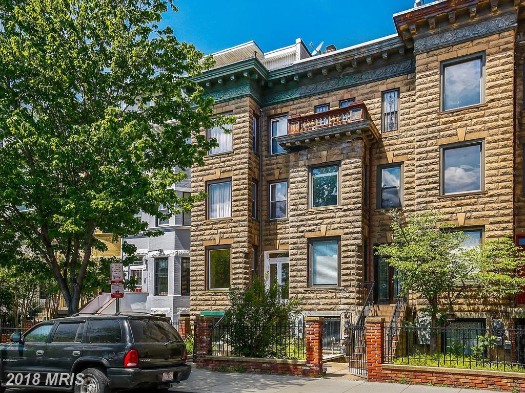 1439 Girard Street - Photo 1