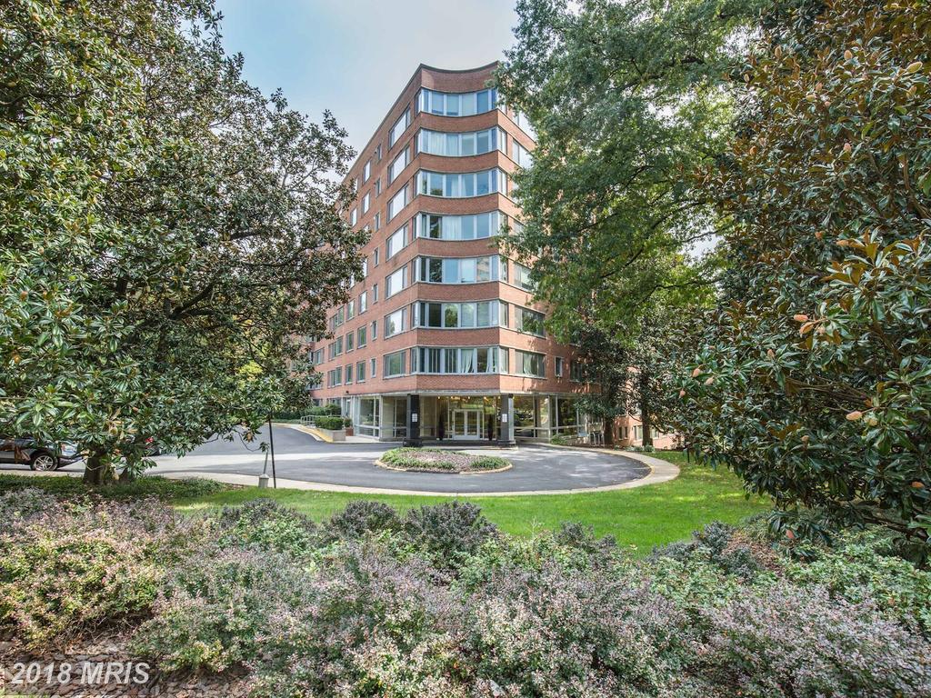 4200 Cathedral Avenue - Photo 1