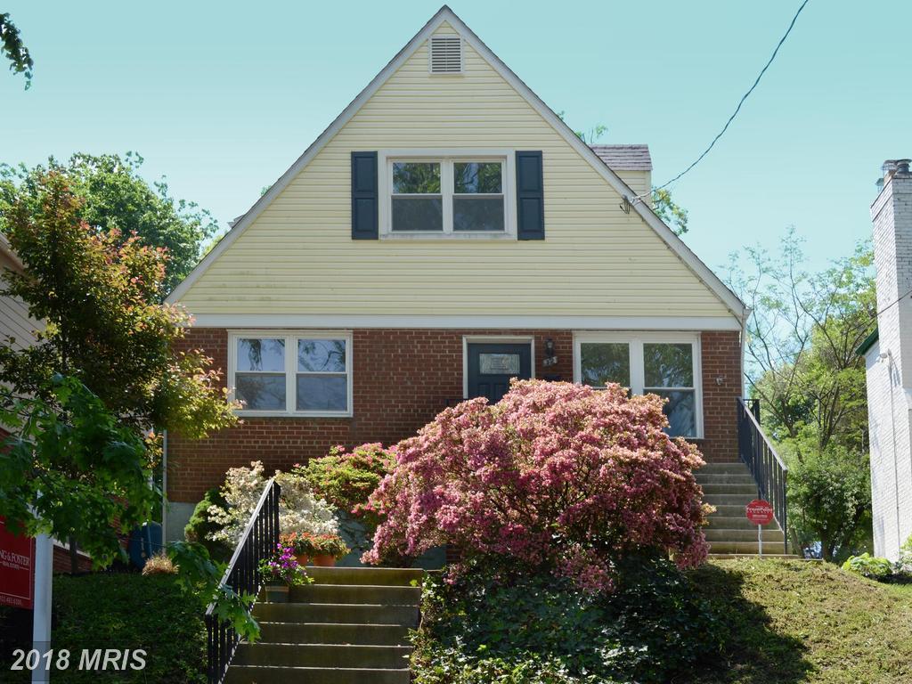 32 Walnut Street - Photo 1