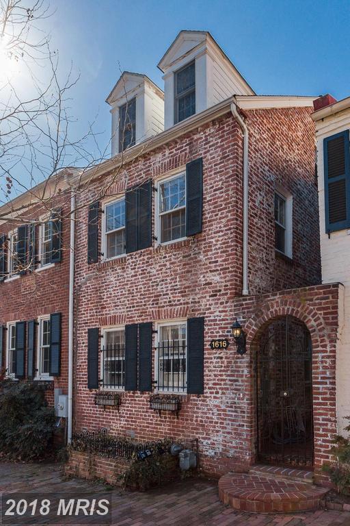 1616 33RD Street - Photo 1