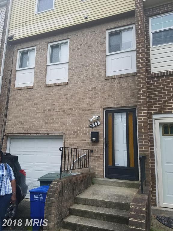 911 Barnaby Street - Photo 1