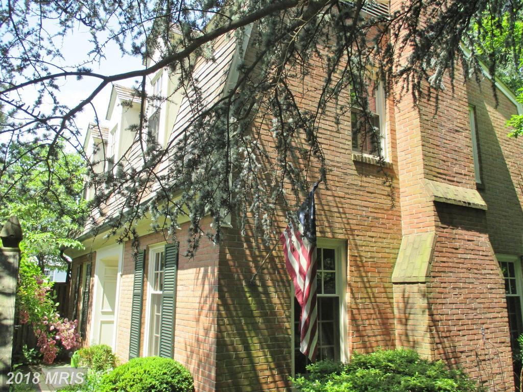 4102 46TH Street - Photo 1