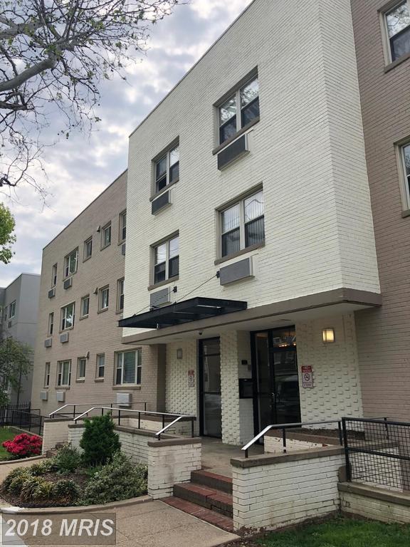 738 Longfellow Street - Photo 1